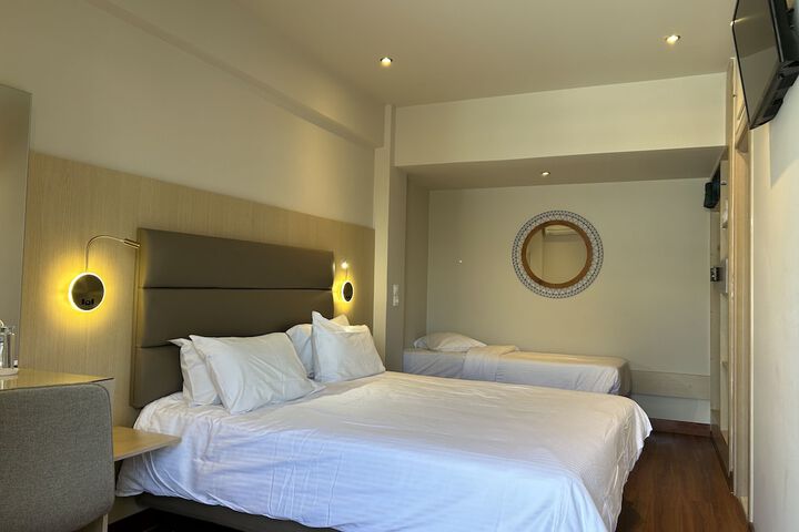 Room 25 of 59