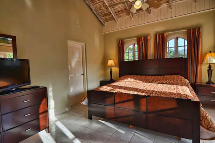 Room 21 of 86
