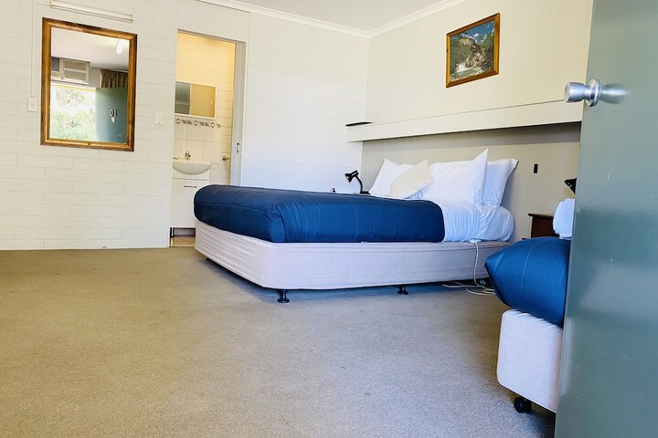 Room 20 of 50