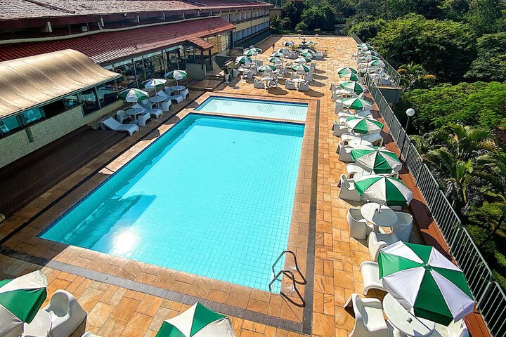 Pool 20 of 60
