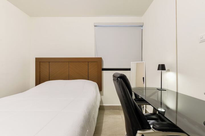 Room 46 of 254