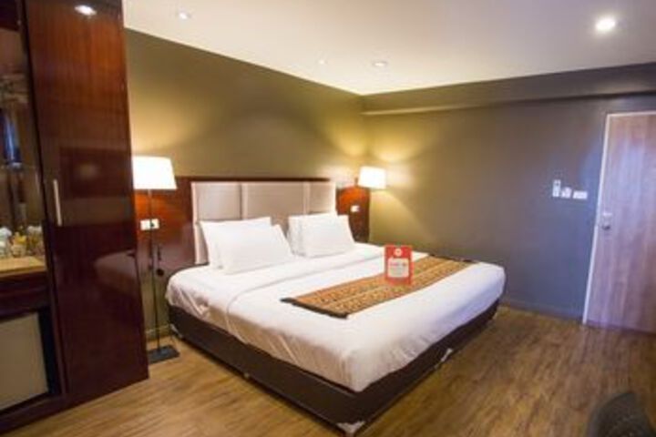 Room 19 of 100