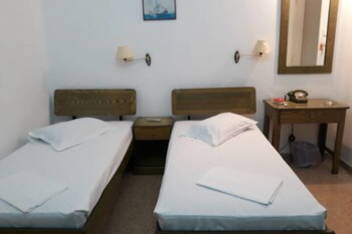 Room 14 of 23