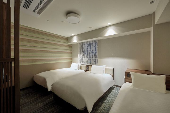 Room 16 of 63