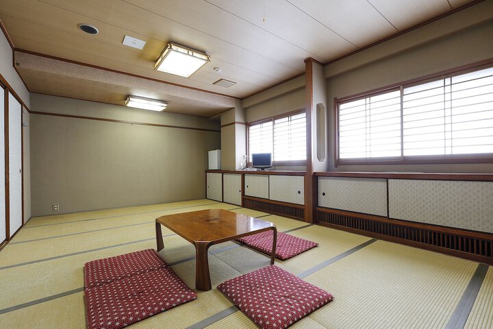 Room 14 of 52