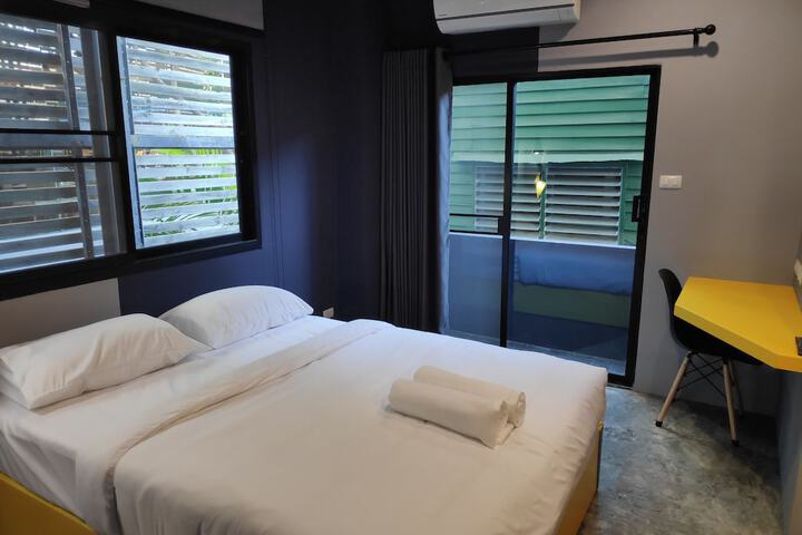 Room 14 of 36