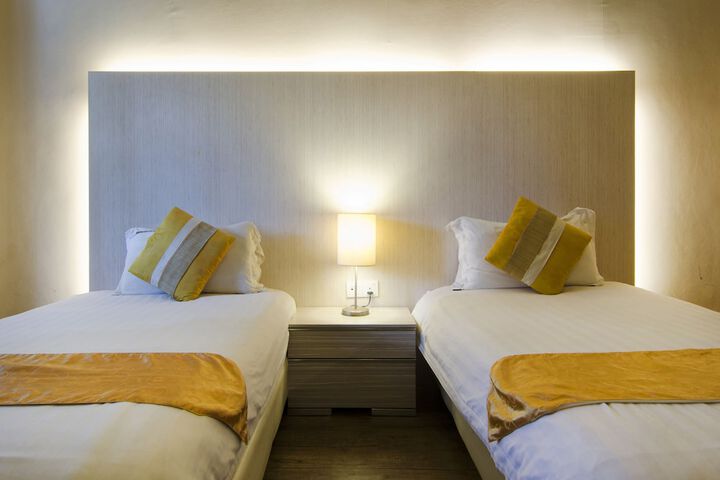 Room 21 of 66