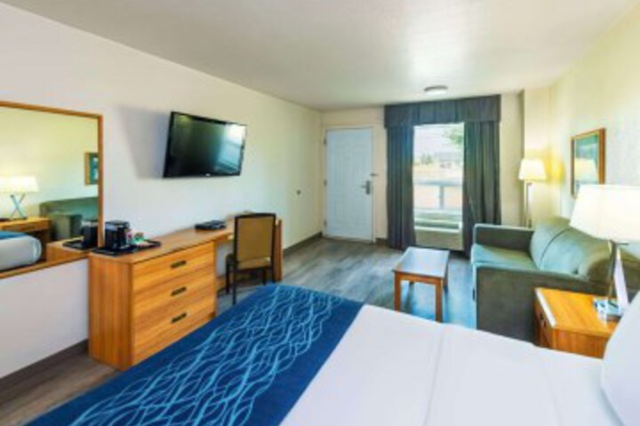 Room 43 of 76