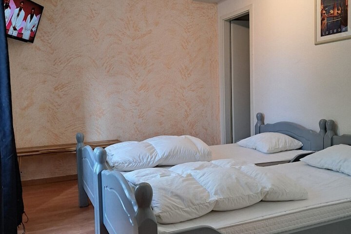Room 14 of 41