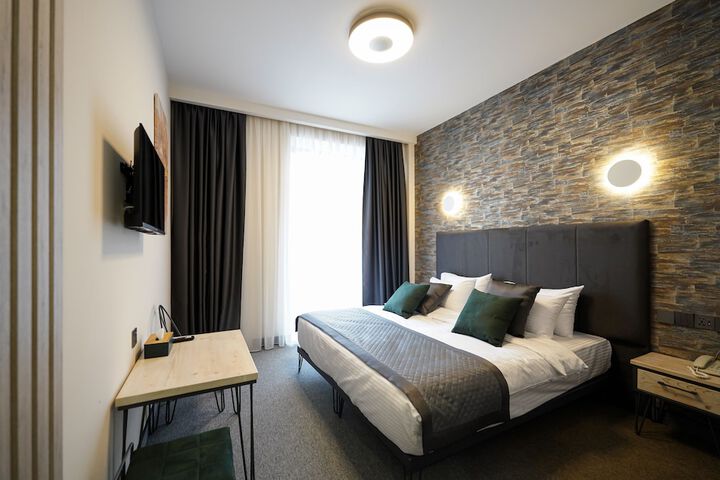 Room 37 of 209