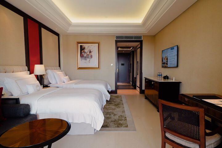 Room 16 of 55