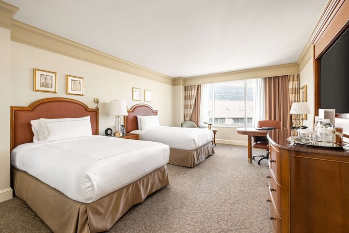 Room 15 of 182