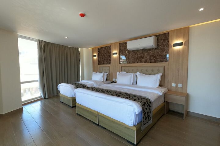 Room 19 of 30