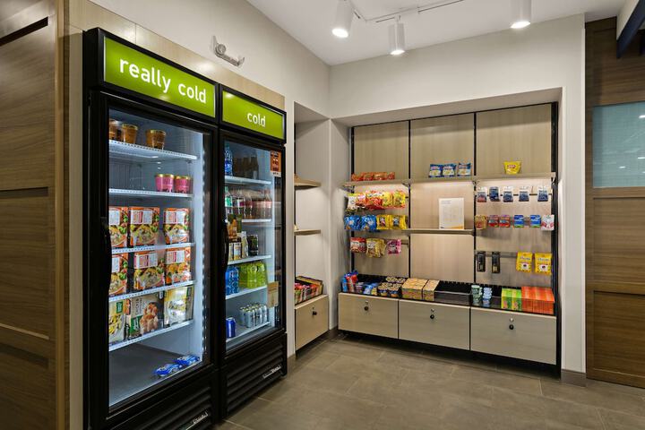Snack bar