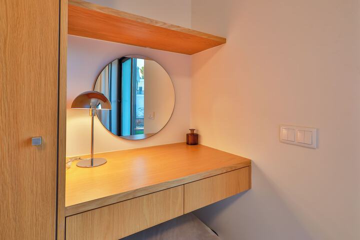 Room 10 of 53