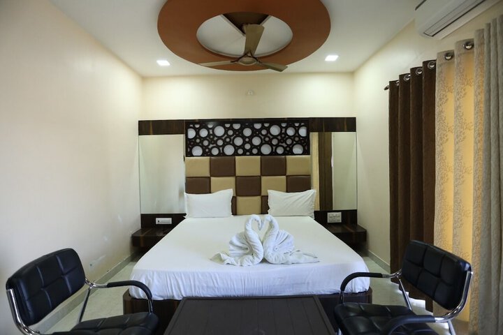 Room 26 of 39