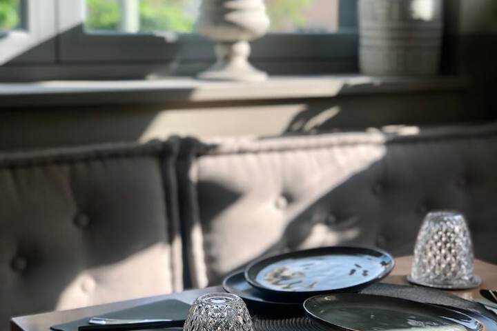 Breakfast/Coffee Service 11 of 17
