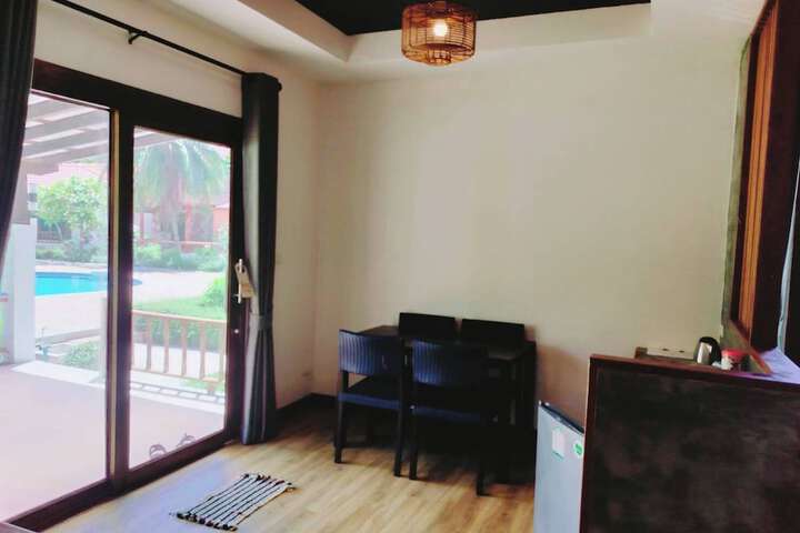 Room 17 of 100