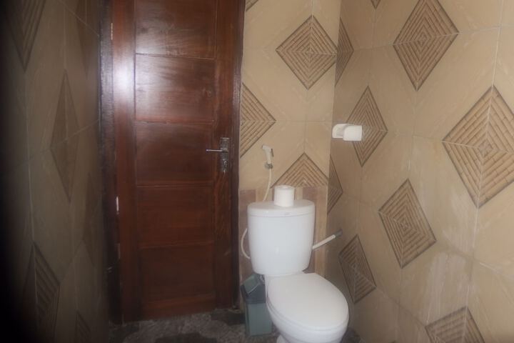 Room 15 of 111