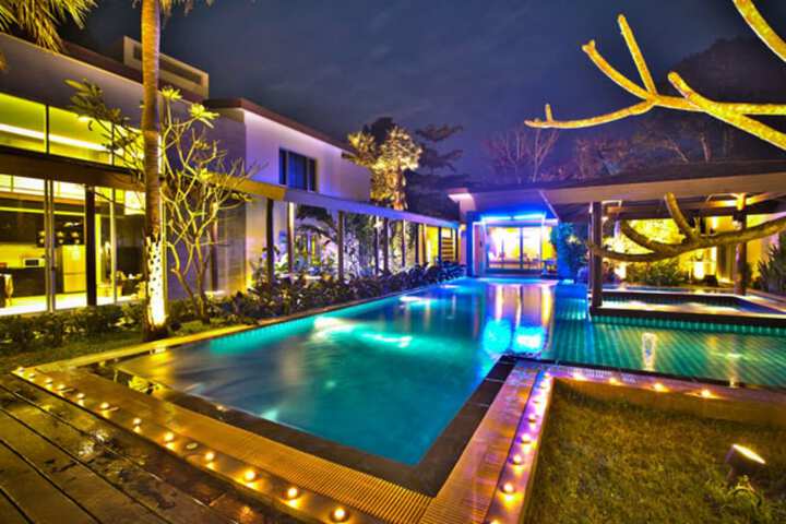 Pool 152 of 194