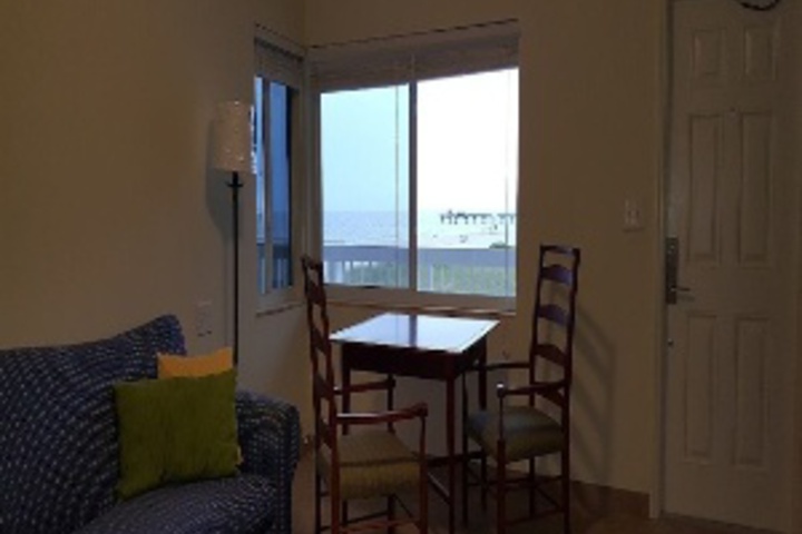 Room 356 of 695