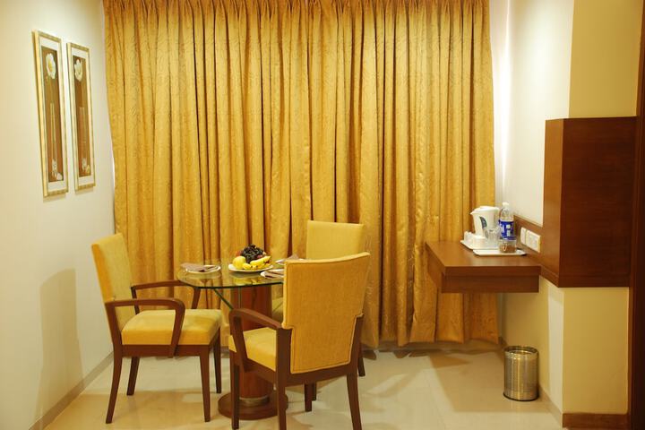 Room 13 of 71