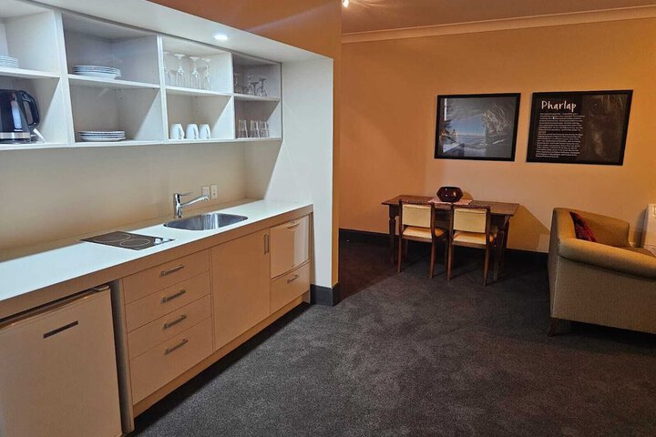 Room 63 of 104