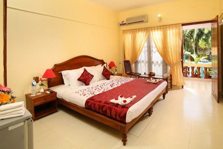 Room 13 of 25
