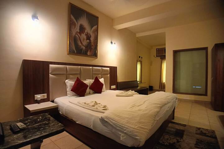 Room 21 of 80