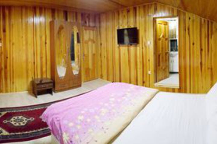 Room 12 of 29