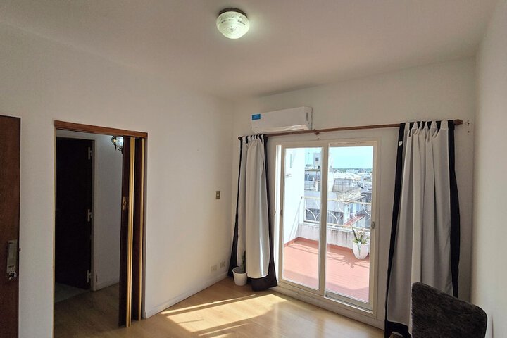 Room 40 of 92