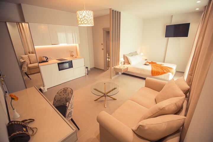 Room 2 of 57