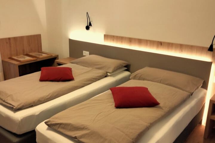 Room 18 of 69