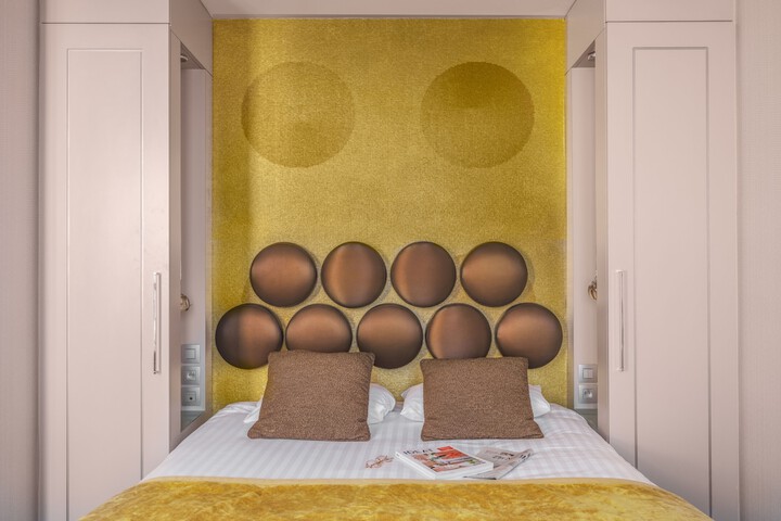 Room 5 of 35