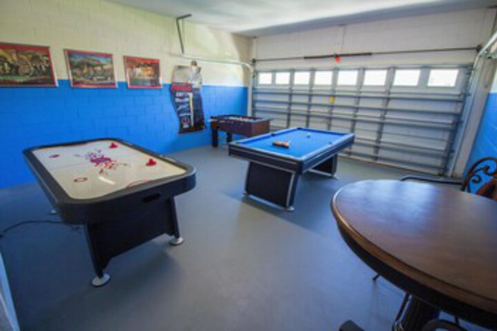 Room 8 of 29