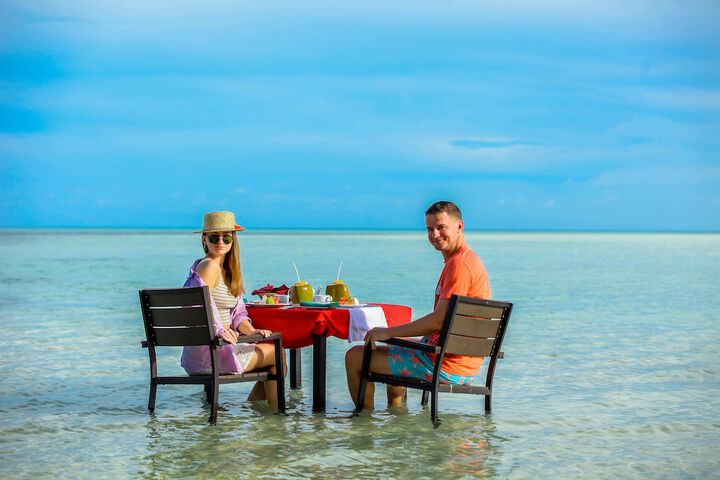Dining 54 of 132