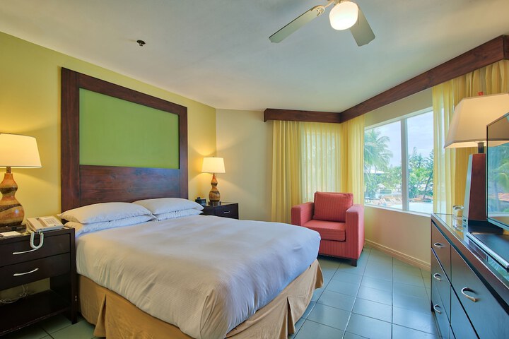 Room 13 of 67