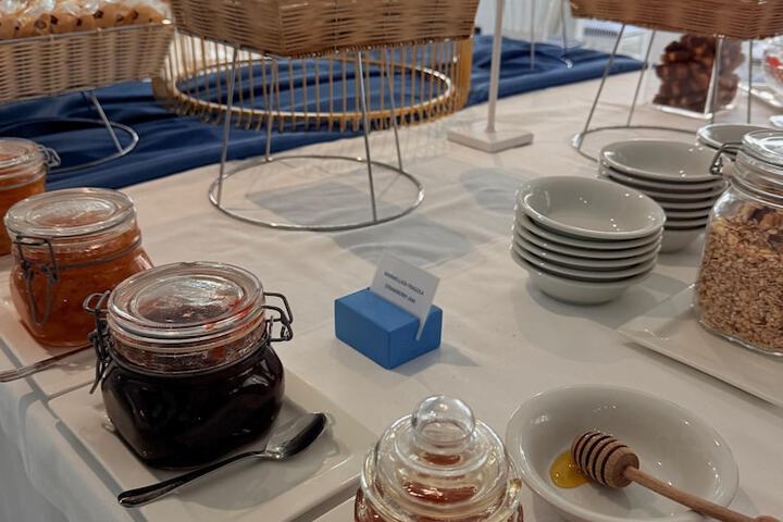 Breakfast/Coffee Service 59 of 81