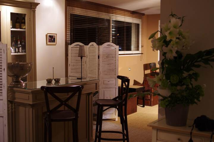 Lounge 16 of 20