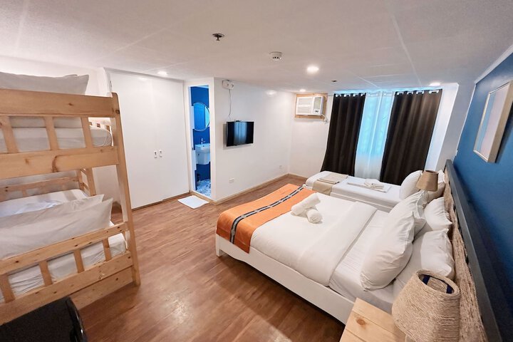 Room 3 of 13