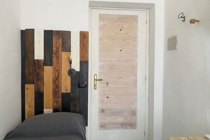 Room 31 of 104