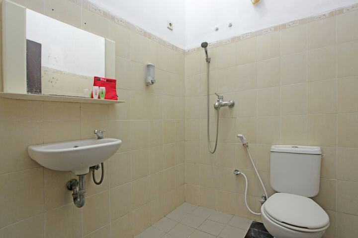 Room 17 of 23
