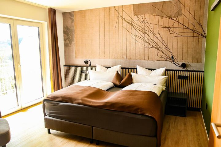 Room 8 of 23