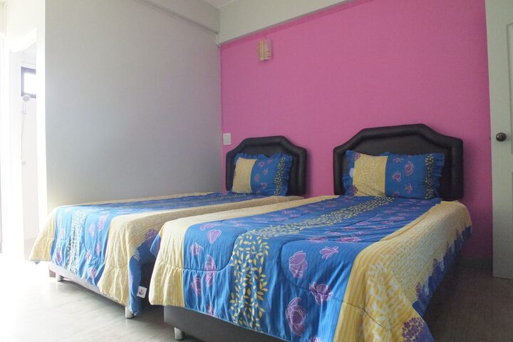 Room 16 of 99