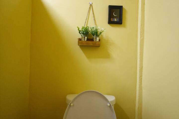Room 72 of 122