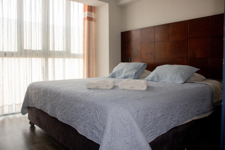 Room 28 of 61