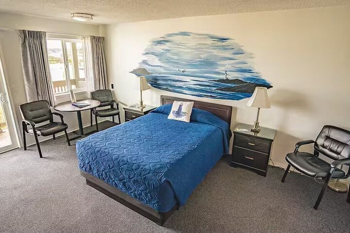 Room 4 of 26