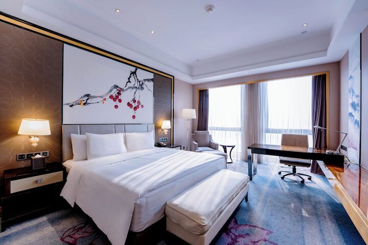 Room 10 of 41