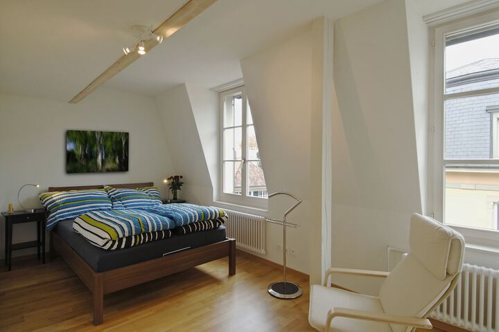 Room 3 of 42