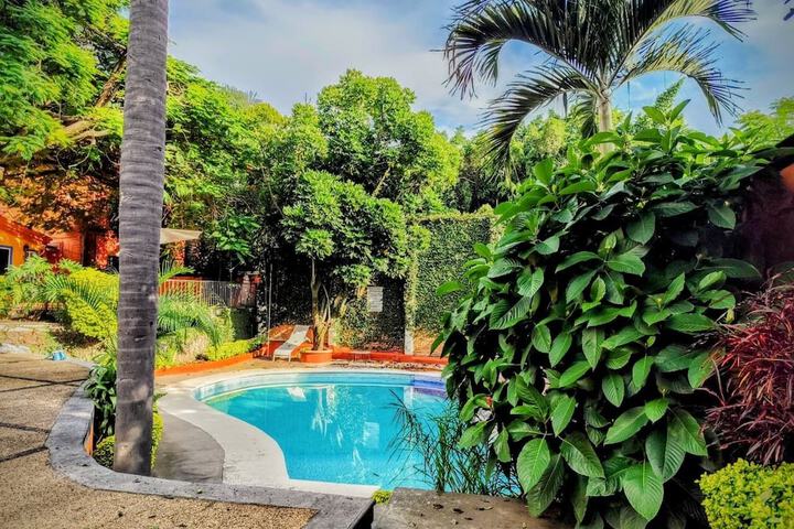 Pool 53 of 65